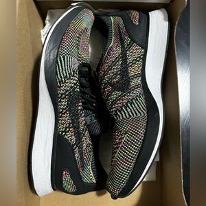 Women’s Nike sneakers